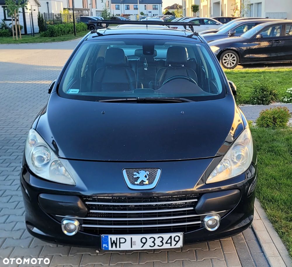Peugeot 307 1.6 HDI Premium - 11