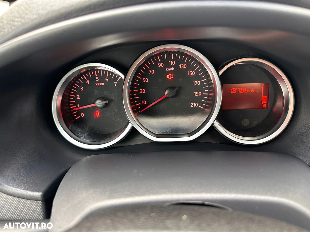 Dacia Logan 1.0 SCe Prestige - 5