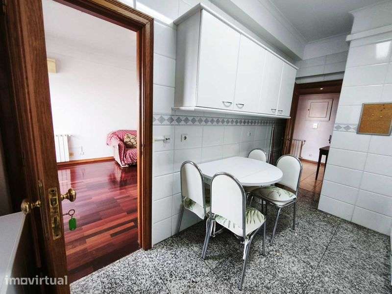 Apartamento T3 na calçada das Lajes, 61 - Grande imagem: 4/12