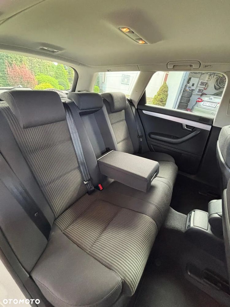 Audi A4 Avant 1.8T Quattro - 24