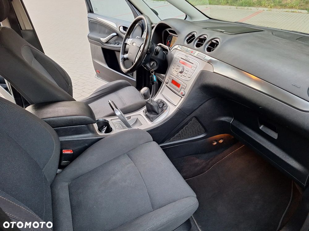 Ford S-Max 2.0 Viva Titanium - 27