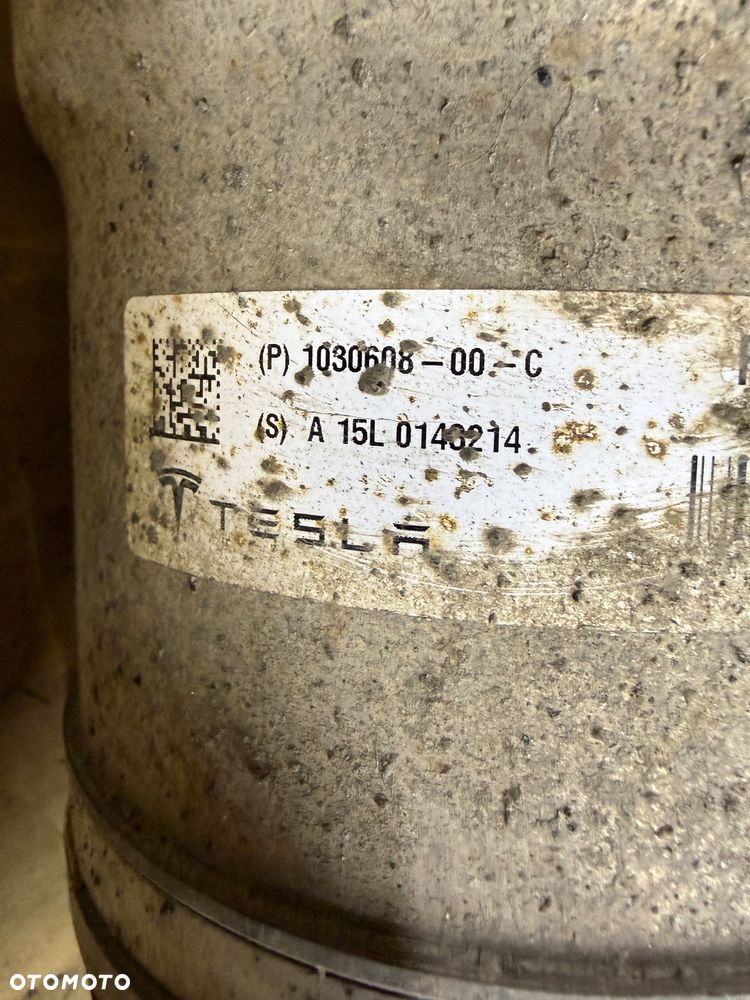 Amortyzator pneumatyczny lewy przód Tesla Model S P85D Nr. 1030608-00-C. - 2