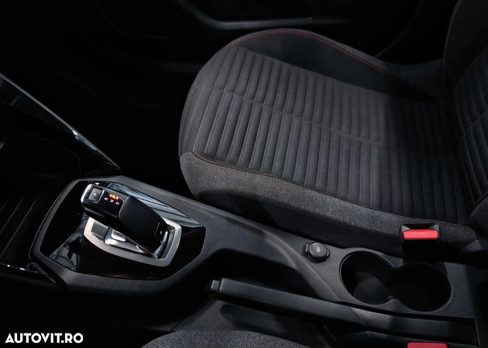 Peugeot 2008 PureTech 130 EAT8 Active - 18