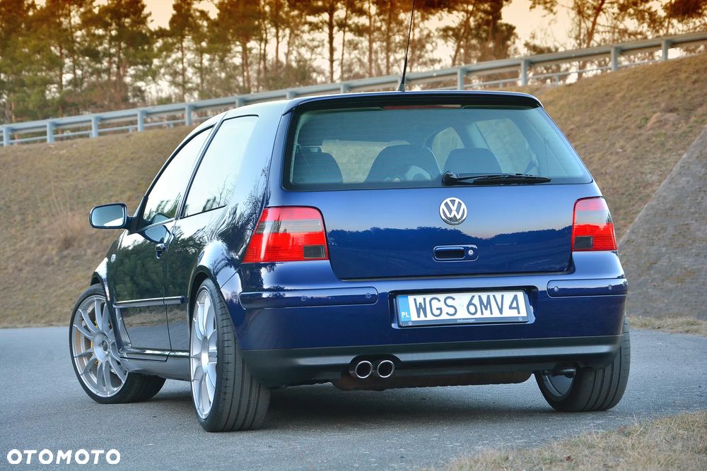 Volkswagen Golf - 5