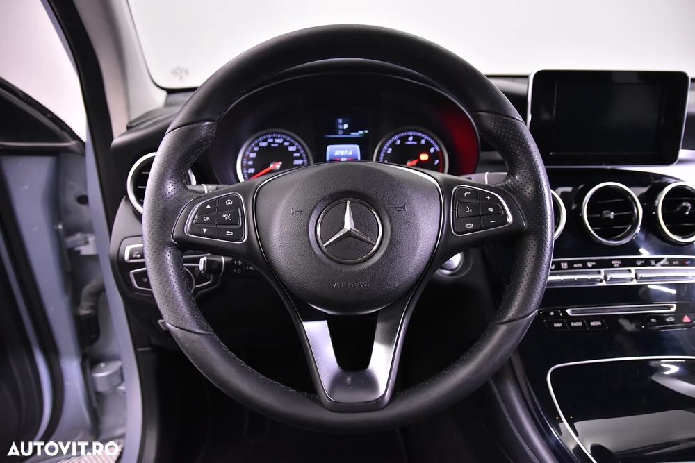 Mercedes-Benz GLC - 16