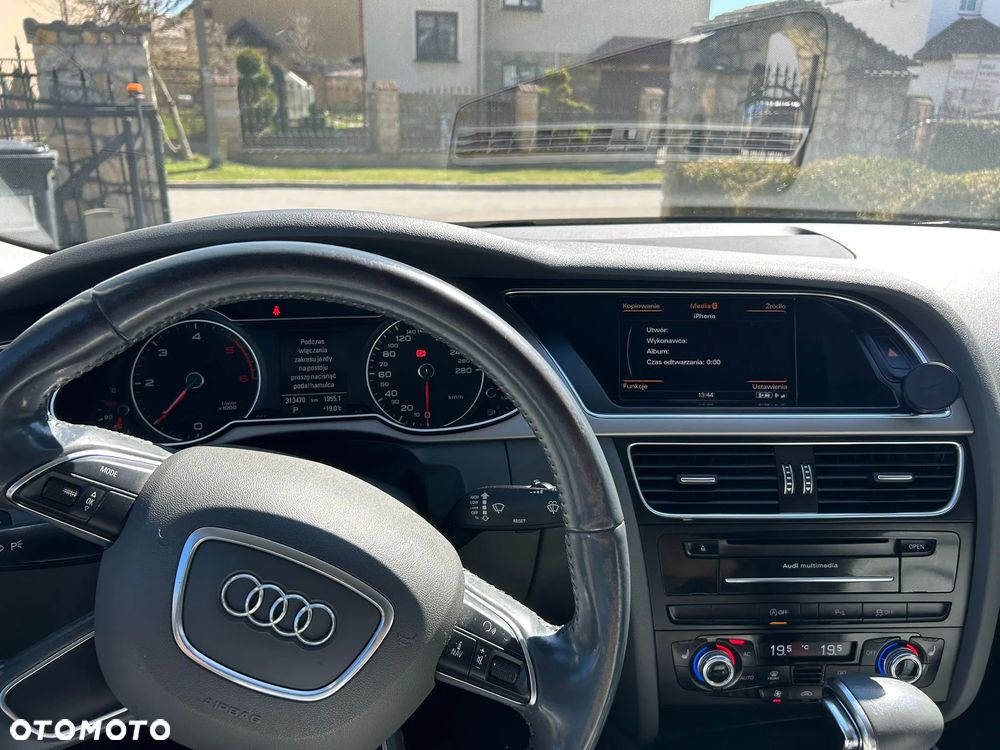 Audi A4 Limousine - 14