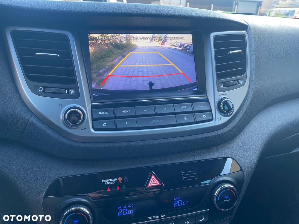 Hyundai Tucson blue 1.6 GDi 2WD Navi - 19