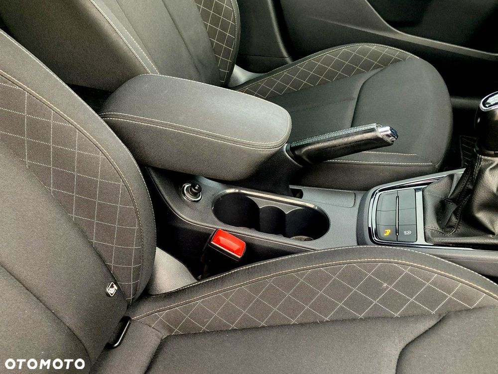 Skoda Kamiq 1.5 TSI Ambition - 17