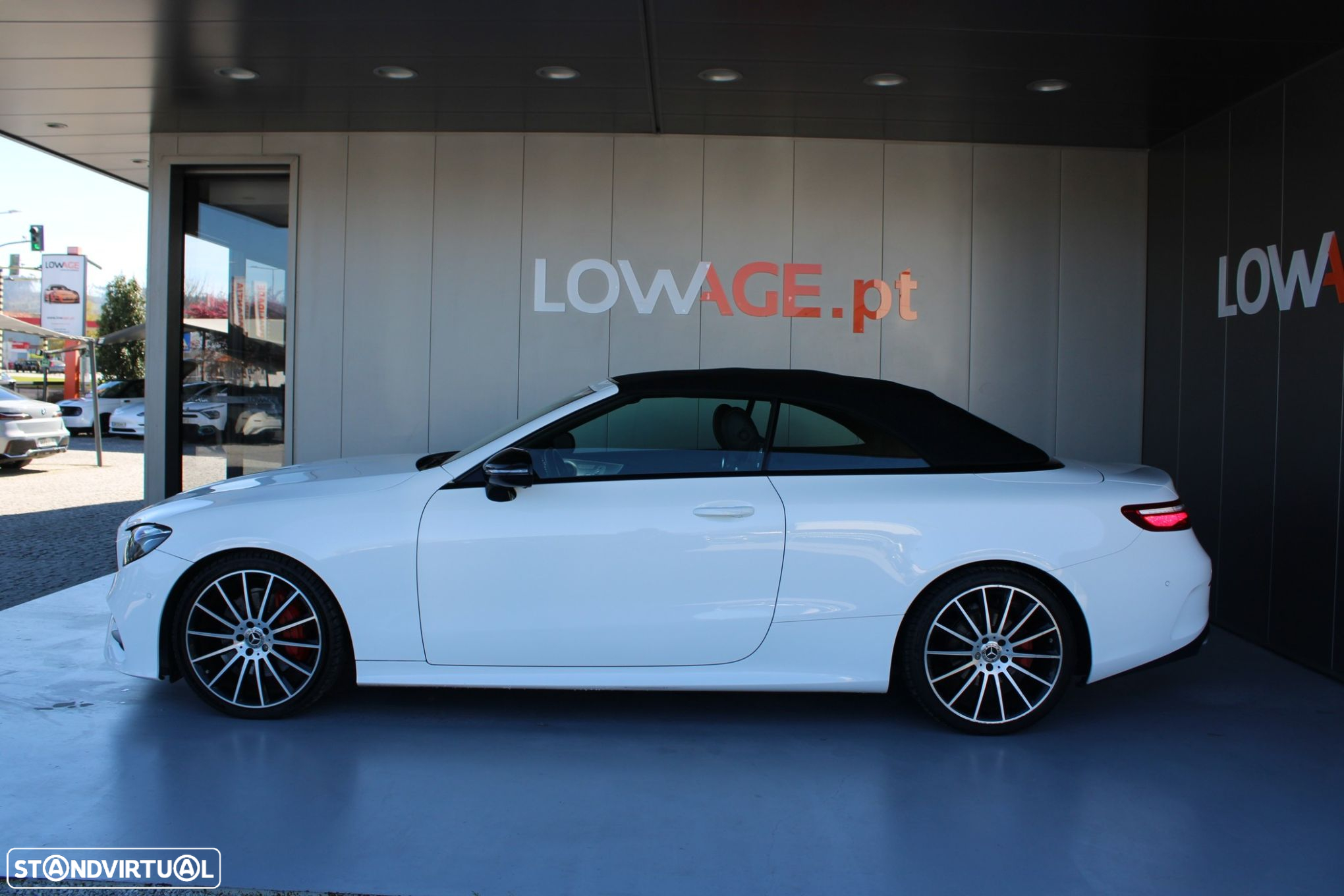 Mercedes-Benz E 220 d AMG Line - 12