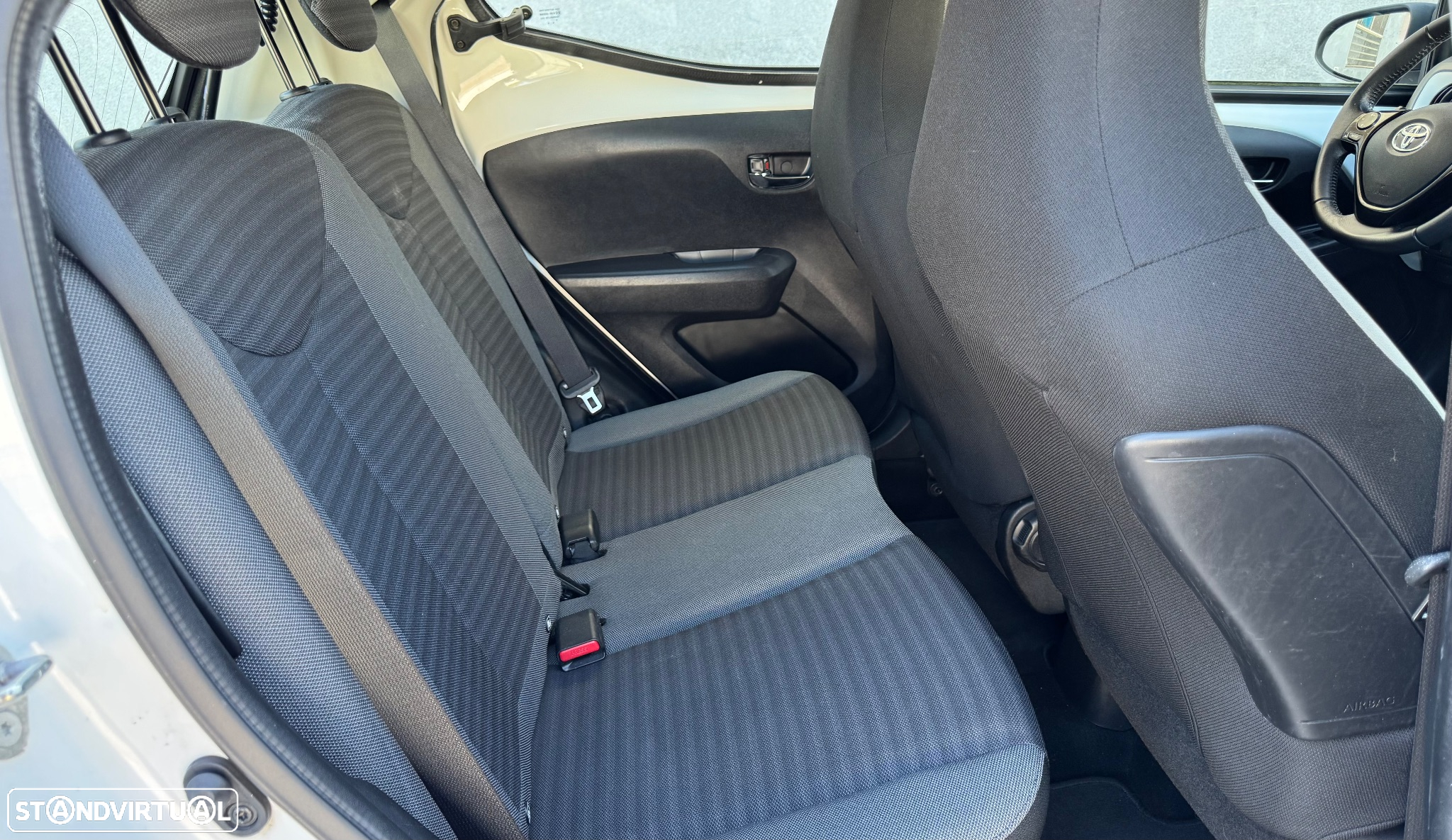 Toyota Aygo 1.0 X-Play+X-Touch - 31