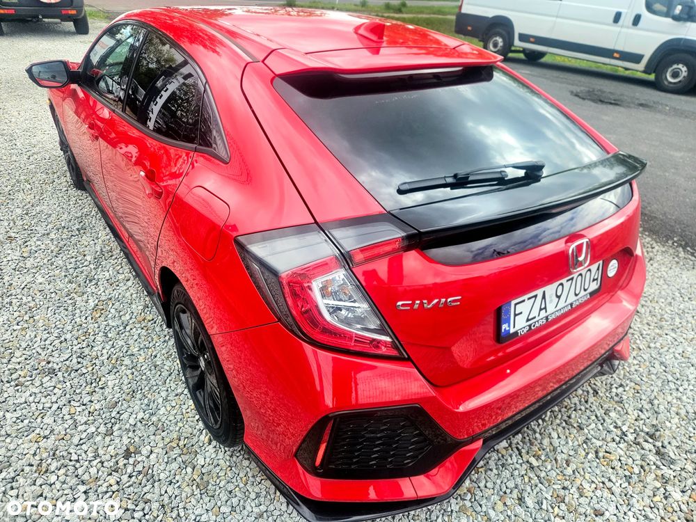 Honda Civic 1.5 i-VTEC Turbo CVT Sport - 11