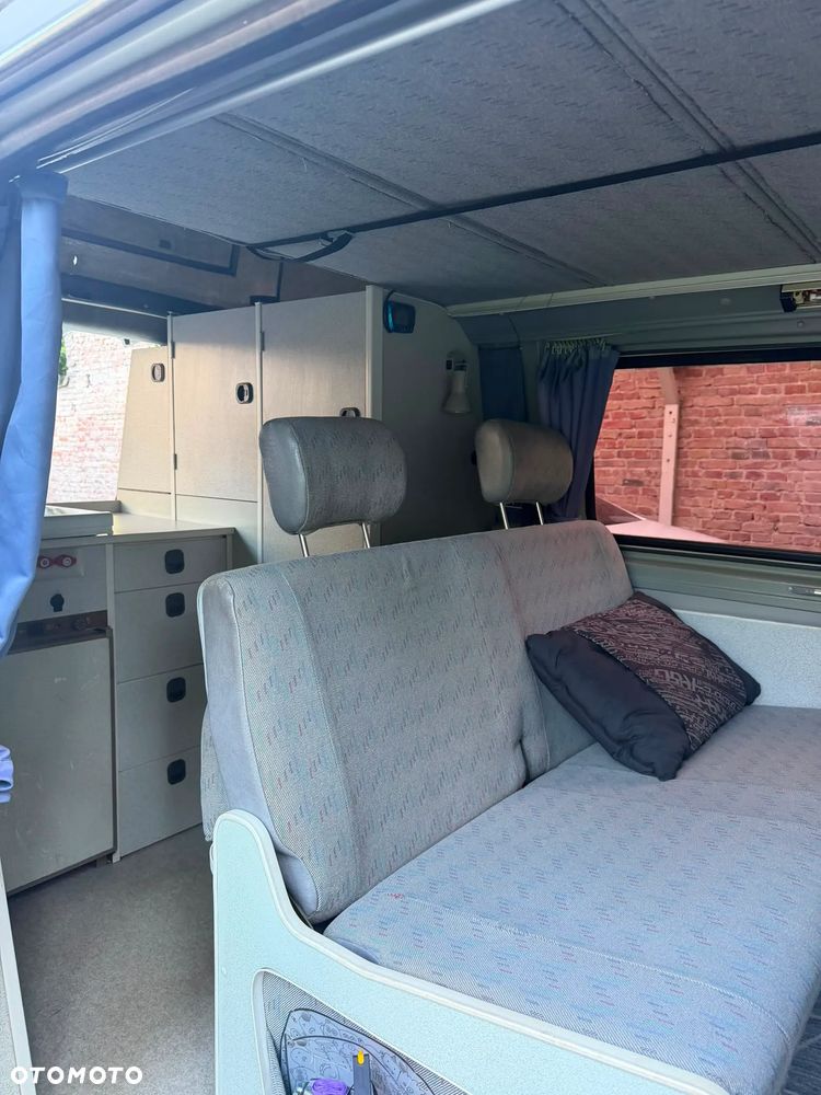 Volkswagen Transporter - 5