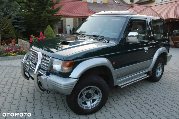 Mitsubishi Pajero 2.8 TD GLS - 22