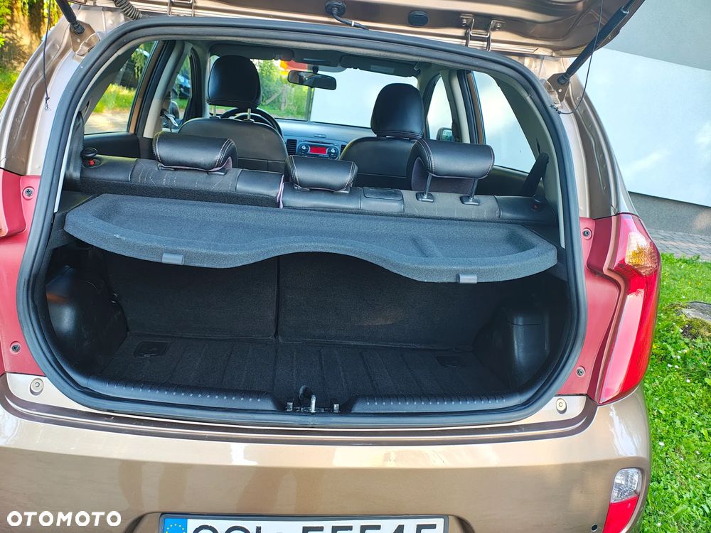 Kia Picanto 1.2 Fifa World Cup Edition - 7