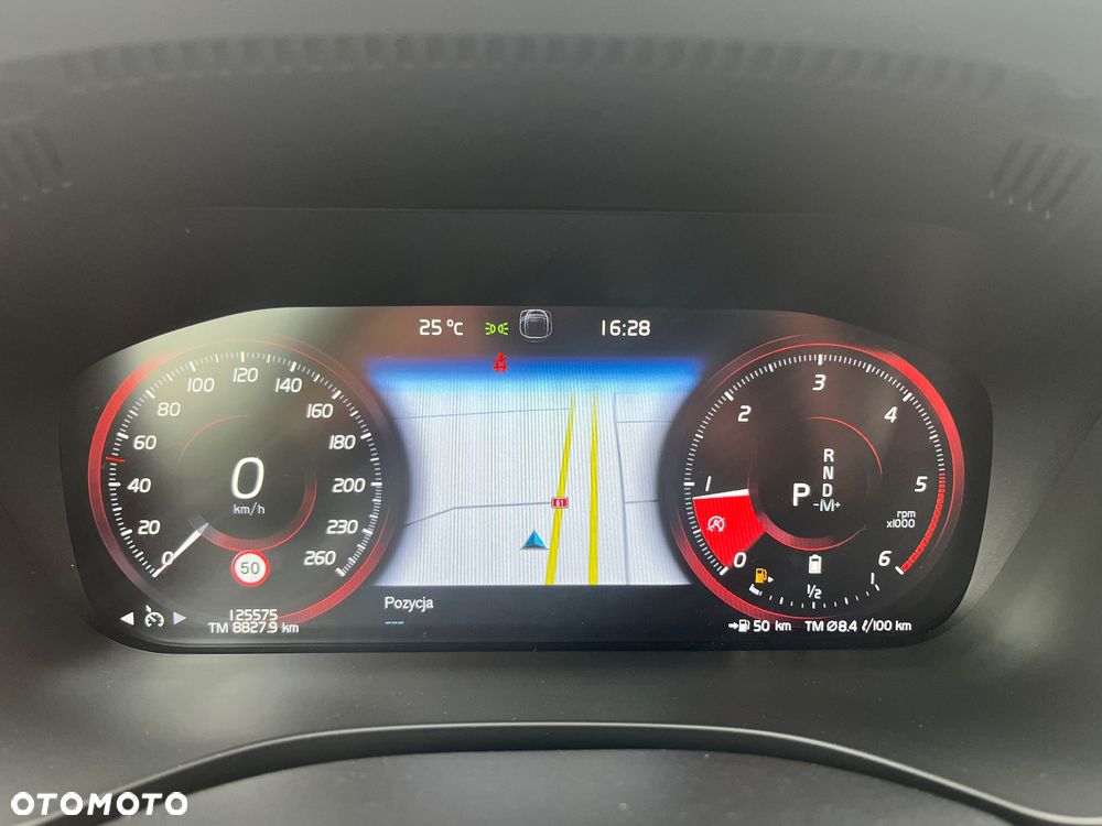 Volvo XC 60 B4 D AWD Momentum Pro - 20
