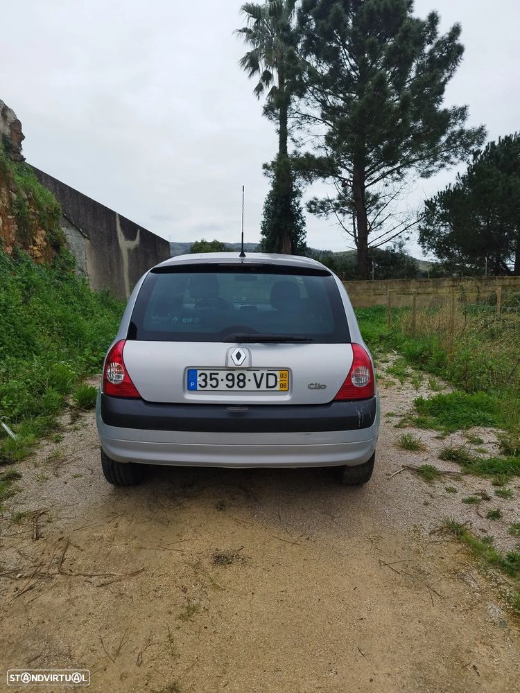 Renault Clio 1.2 16V Billabong - 8