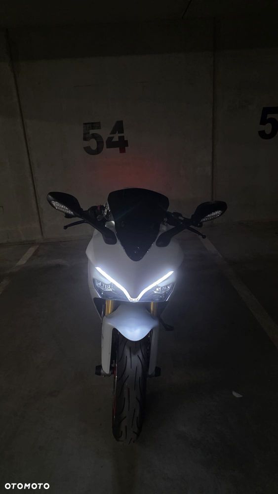 Ducati SuperSport - 23