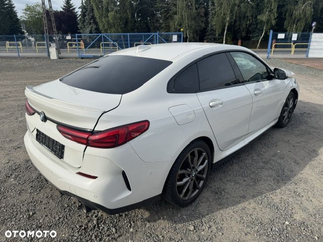 BMW Seria 2 220i xDrive M Sport - 4