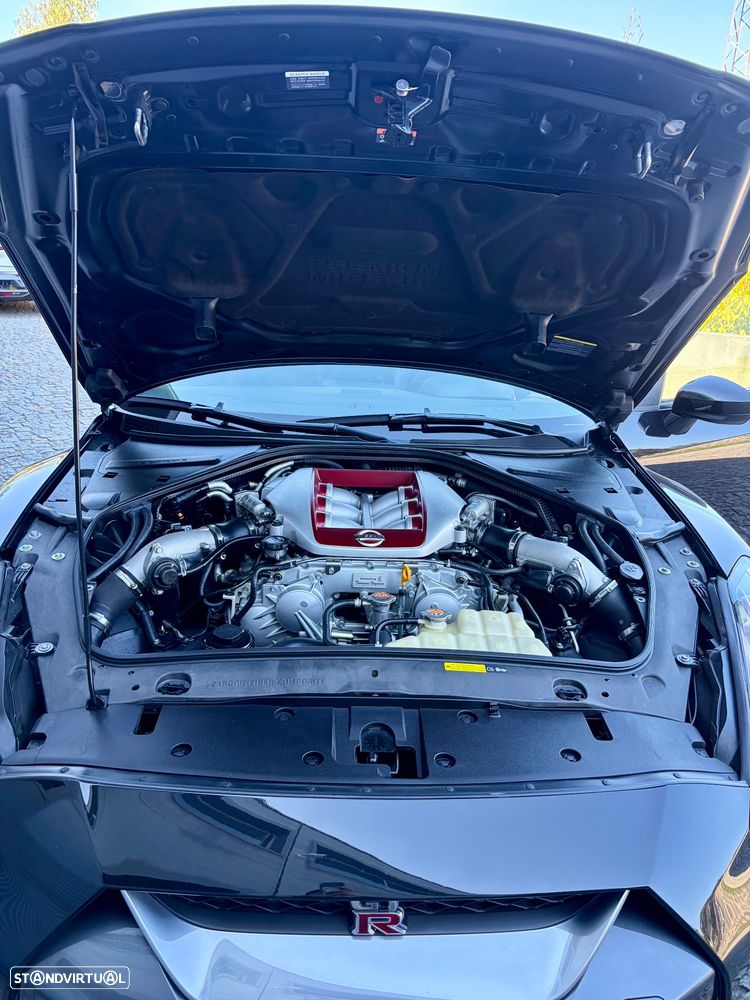 Nissan GT-R 3.8 V6 Black Edition - 8