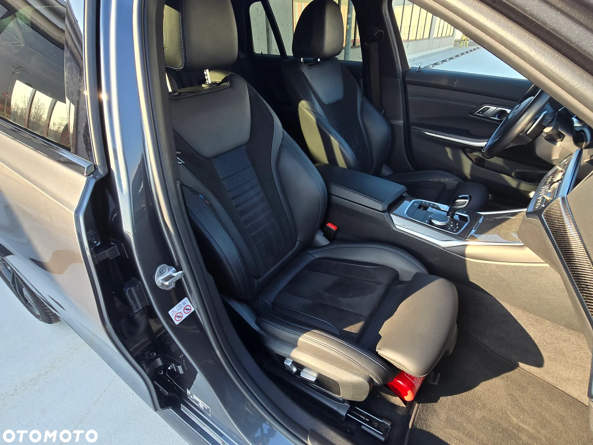 BMW Seria 3 330i xDrive M Sport sport - 32