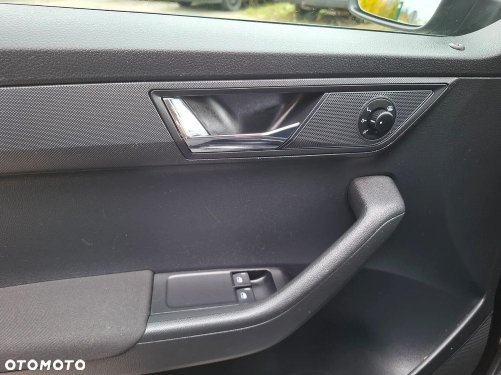 Skoda Fabia 1.0 Ambition - 35