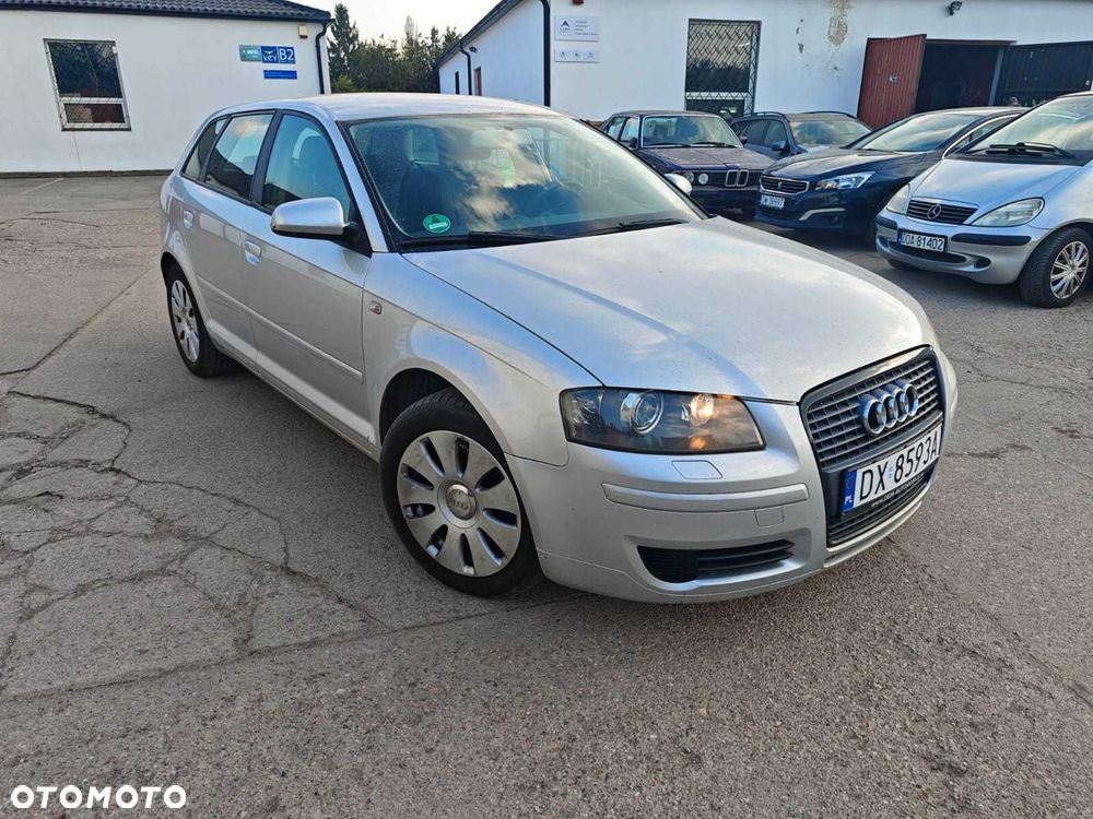 Audi A3 Sportback - 2