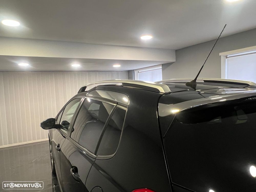 Peugeot 2008 1.2 PureTech Style - 24