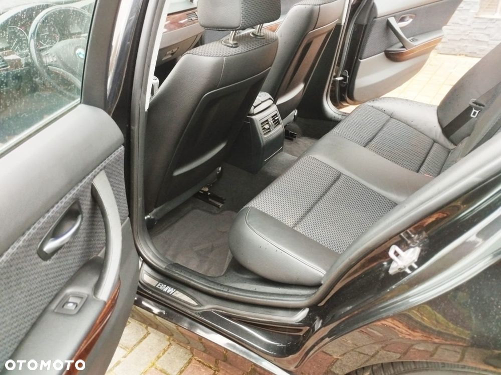BMW Seria 3 320d - 14
