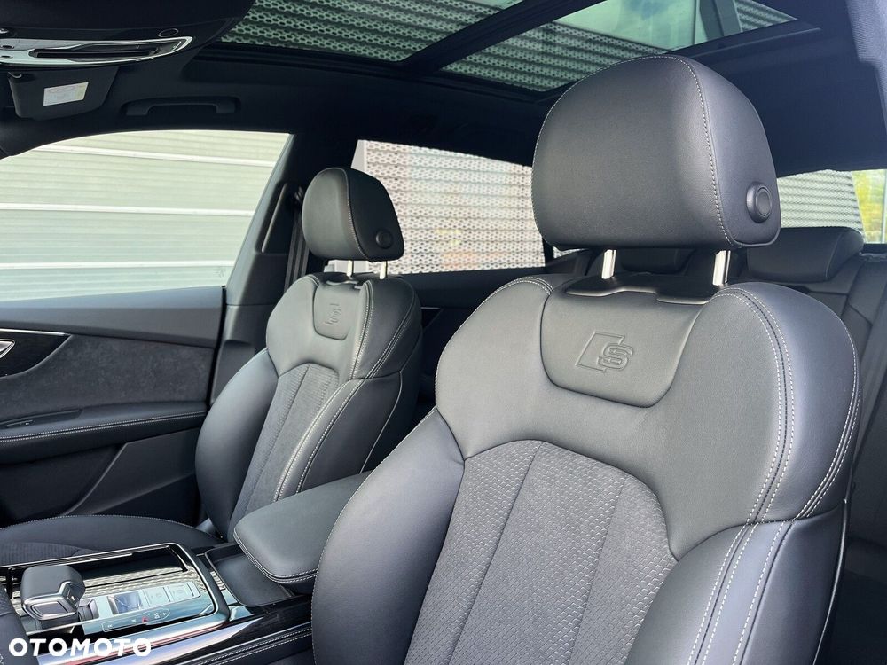 Audi Q8 - 15