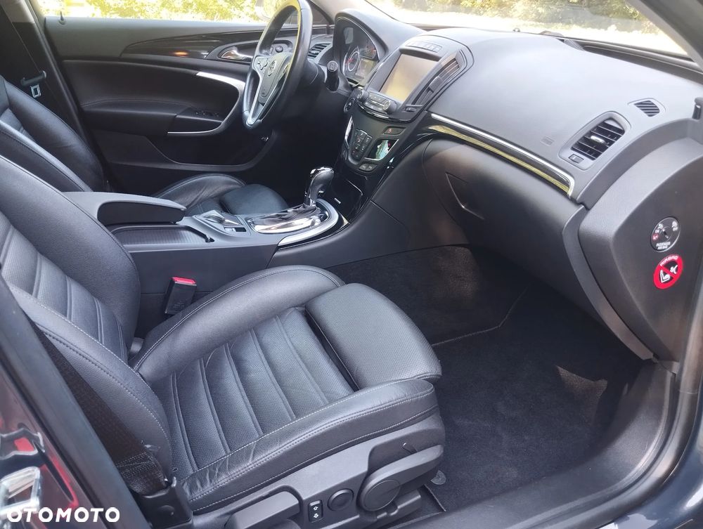 Opel Insignia - 16