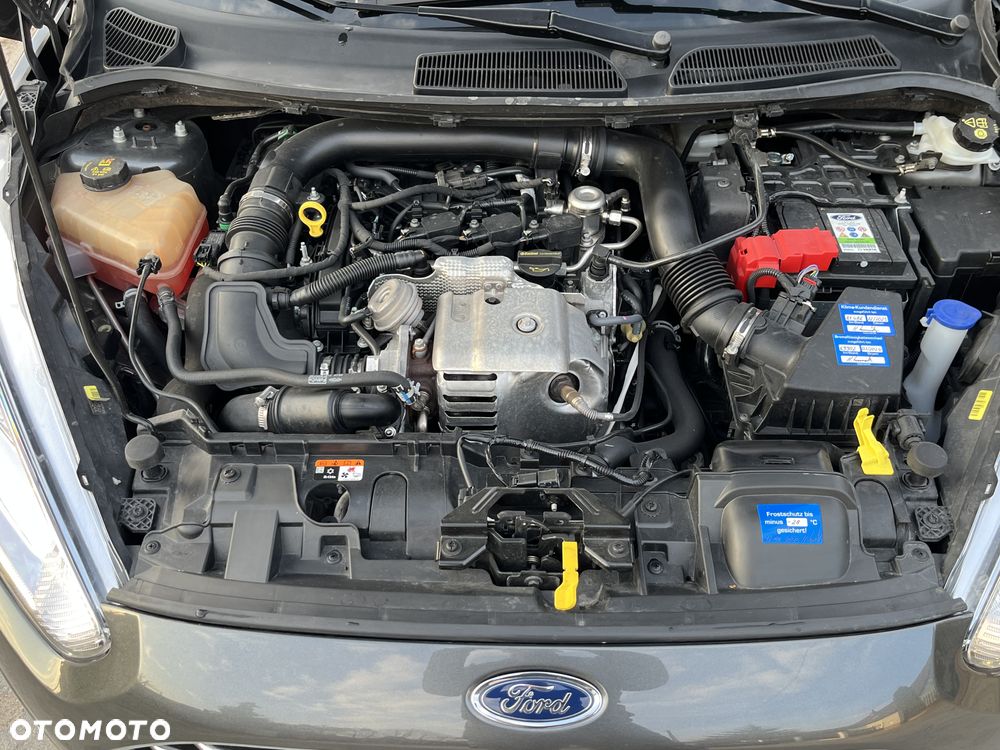 Ford Fiesta 1.0 EcoBoost S&S TITANIUM - 25