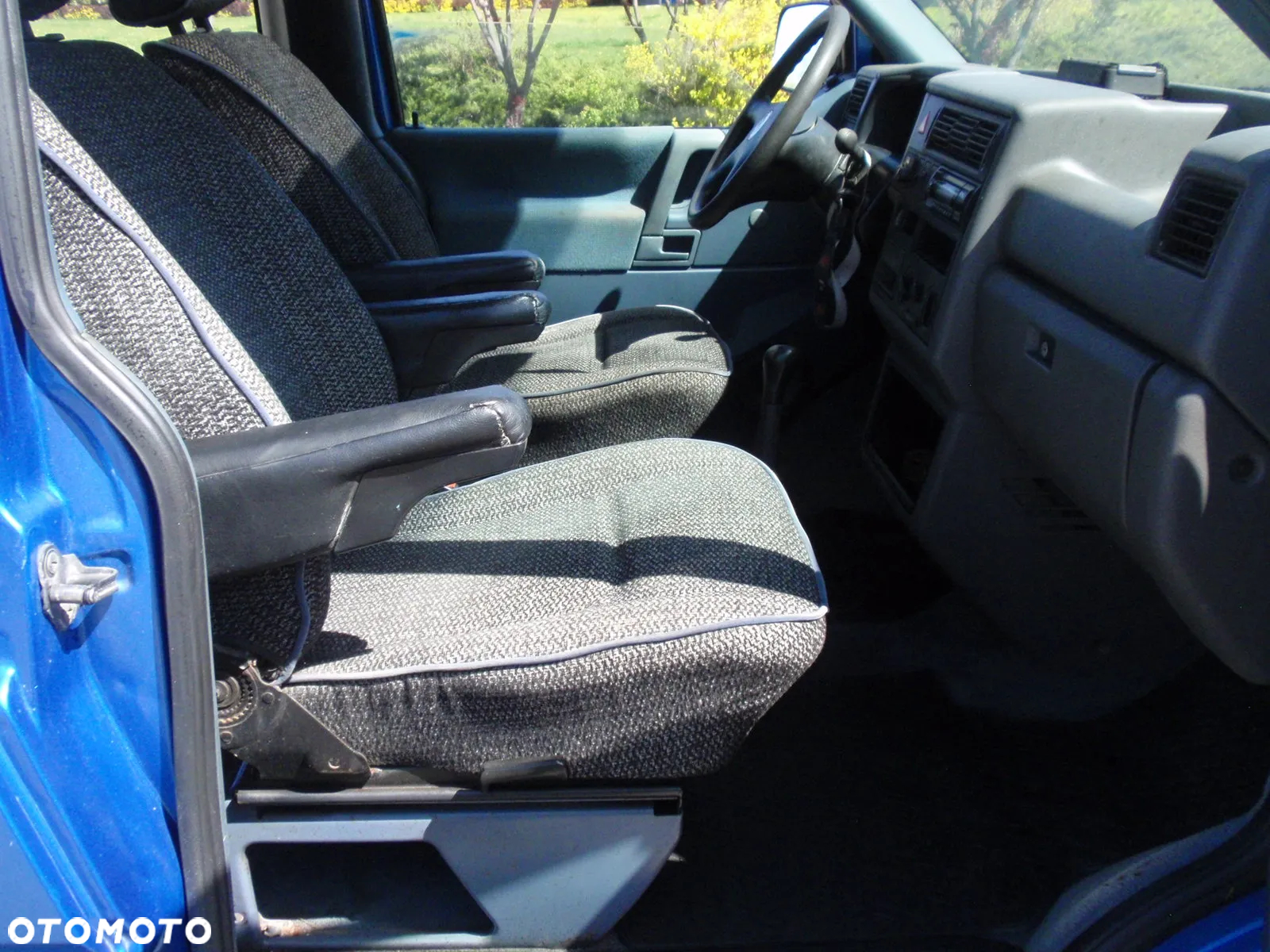 Volkswagen TRANSPORTER T4, LIFT, 2.5TDI, 8 OSÓB,HAK, 2X SZYBERDACH,PRZESZKLONY,ŁADOWNOŚĆ 1100KG - 13