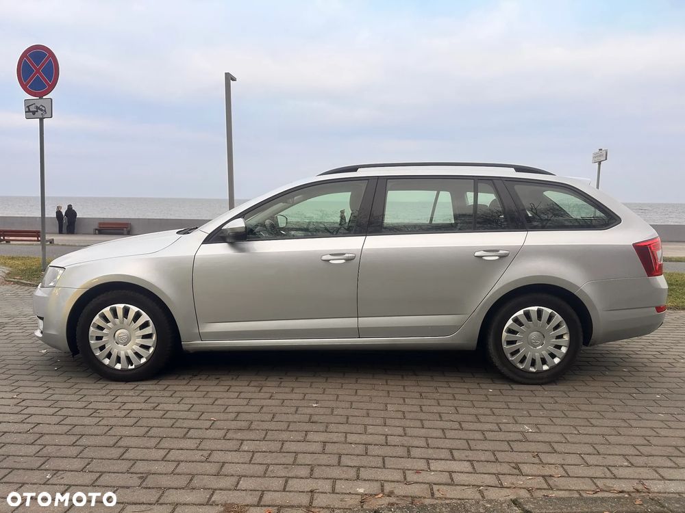 Skoda Octavia 1.6 TDI Ambition - 2