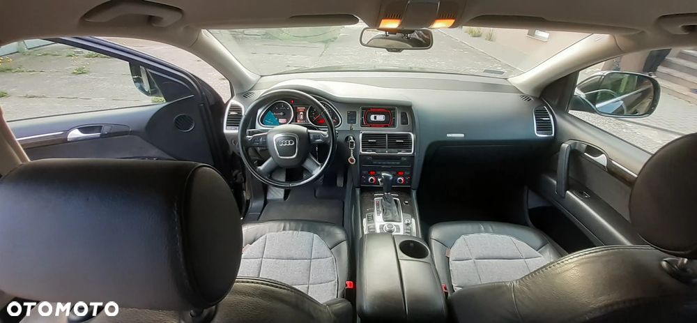 Audi Q7 - 15