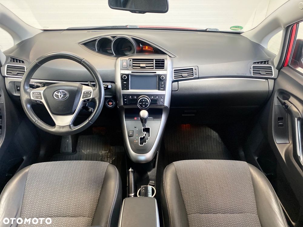 Toyota Verso 1.8 Premium MS - 9