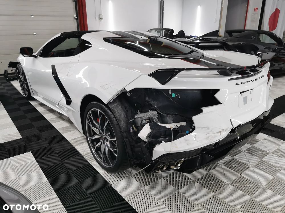 Chevrolet Corvette Stingray 2LT 6.2 V8 Automatik - 10