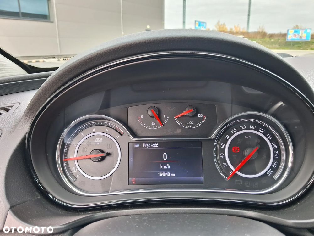 Opel Insignia 2.0 CDTI Cosmo S&S - 9