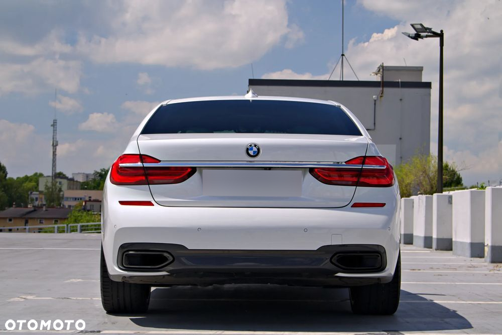 BMW Seria 7 740d xDrive - 12