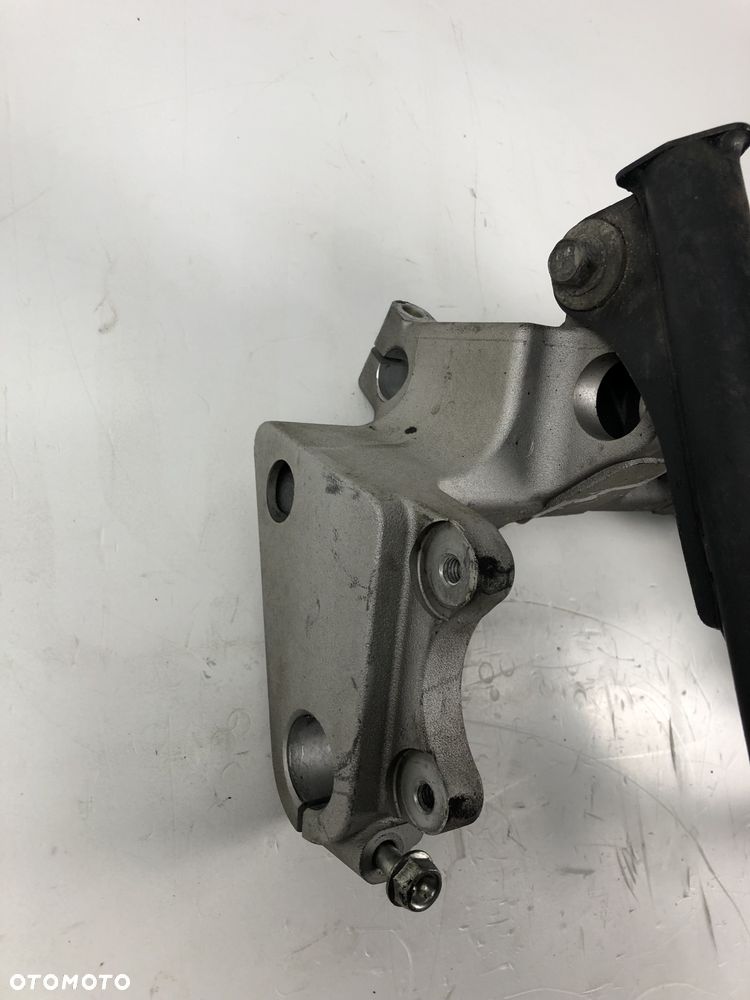 Triumph Street Triple 675 07-11 nóżka centralna - 10