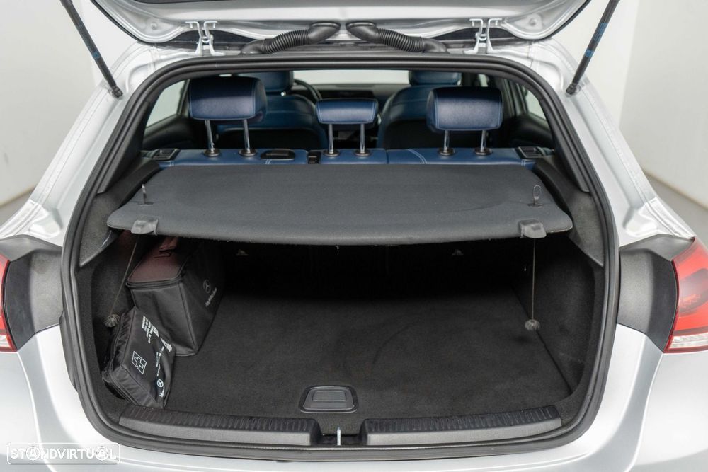 Mercedes-Benz A 250 e Style Plus - 13