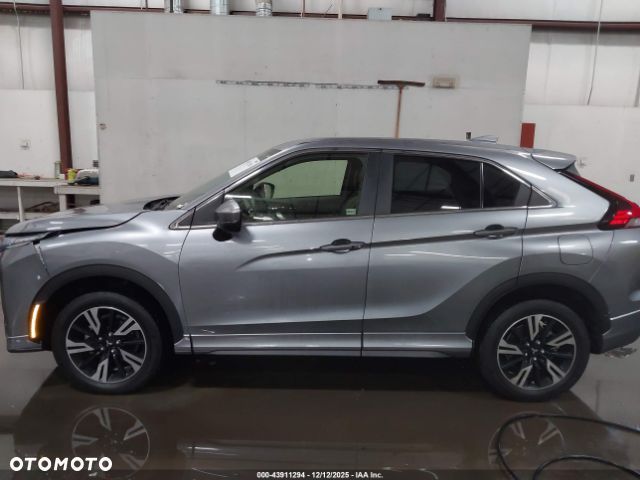 Mitsubishi Eclipse Cross - 8