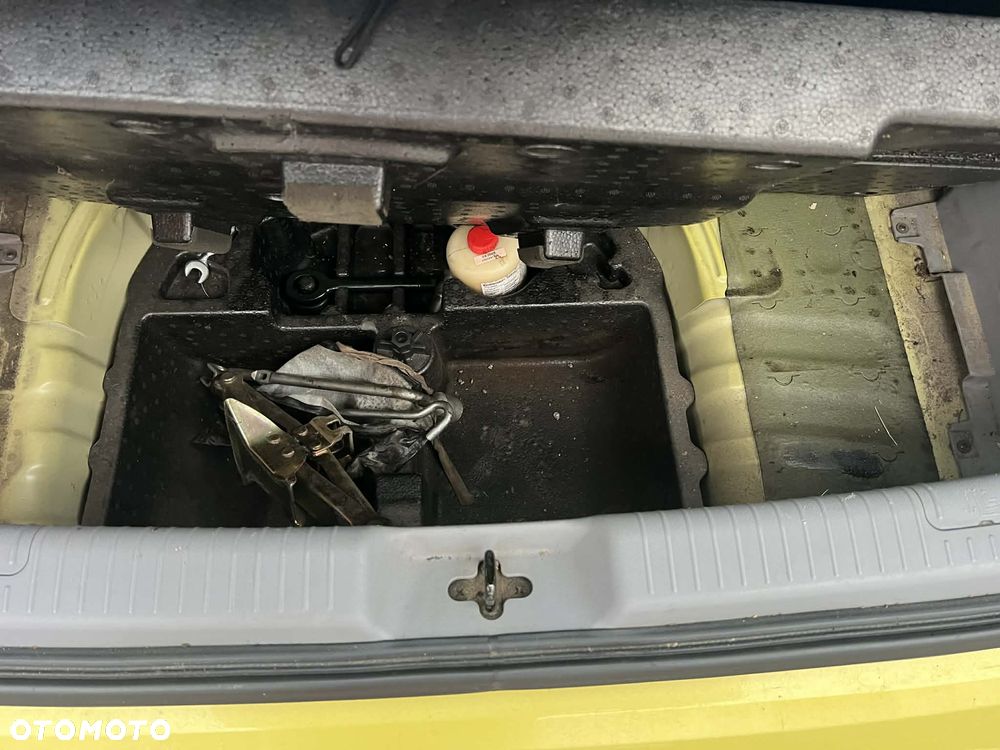 Kia Picanto 1.1 - 16