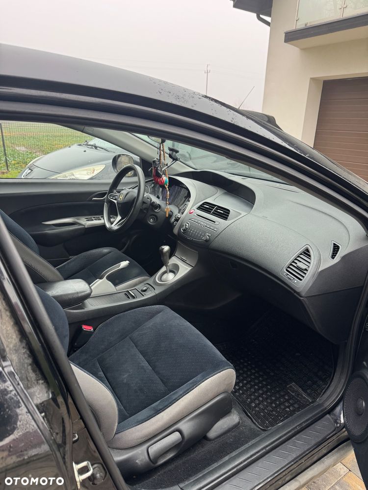 Honda Civic 1.4 Comfort - 2