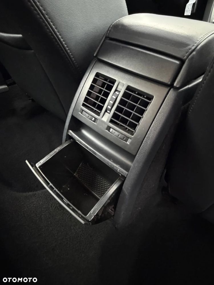 Skoda Octavia 1.8 TSI IMPULS EDITION - 28