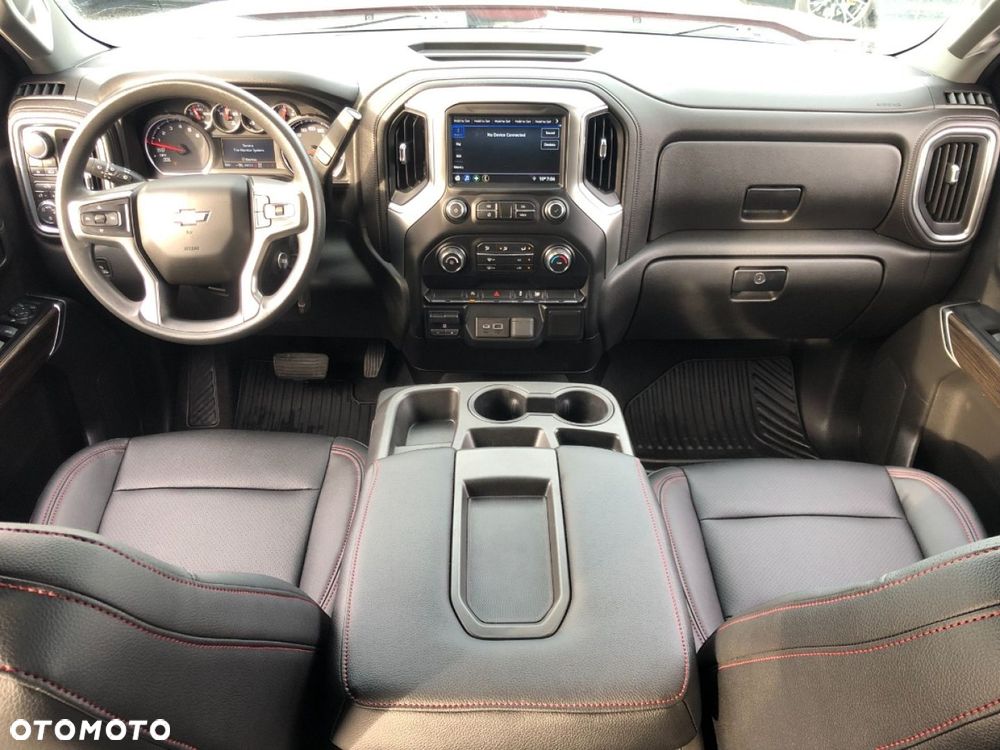 Chevrolet Silverado - 9