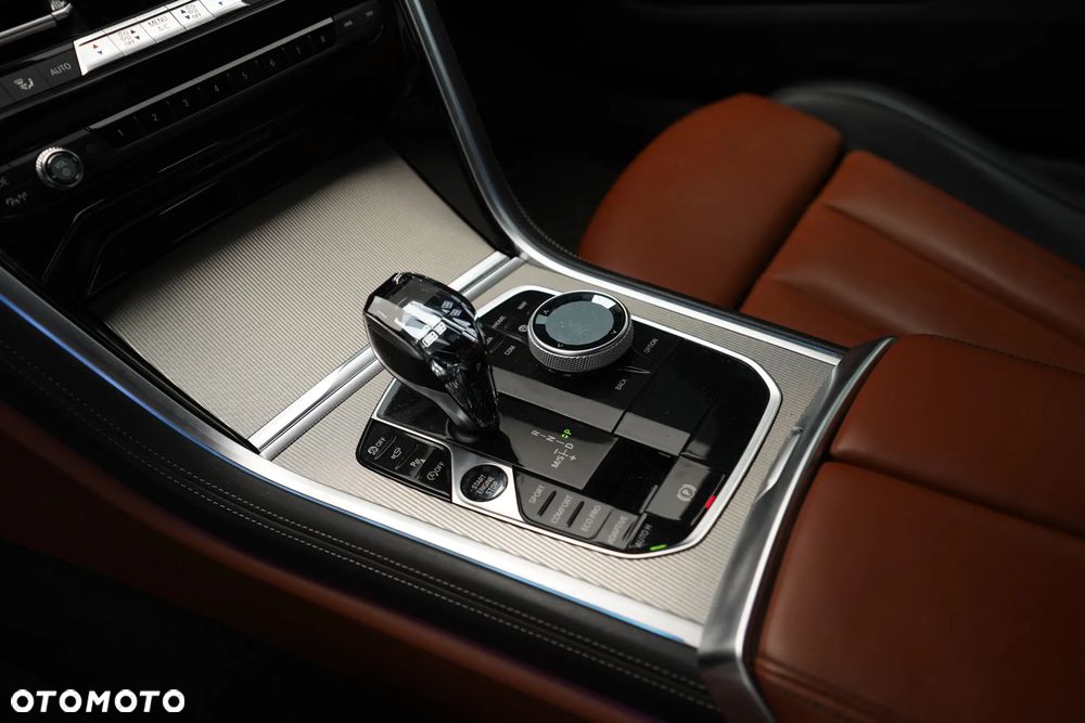 BMW Seria 8 840d xDrive - 22