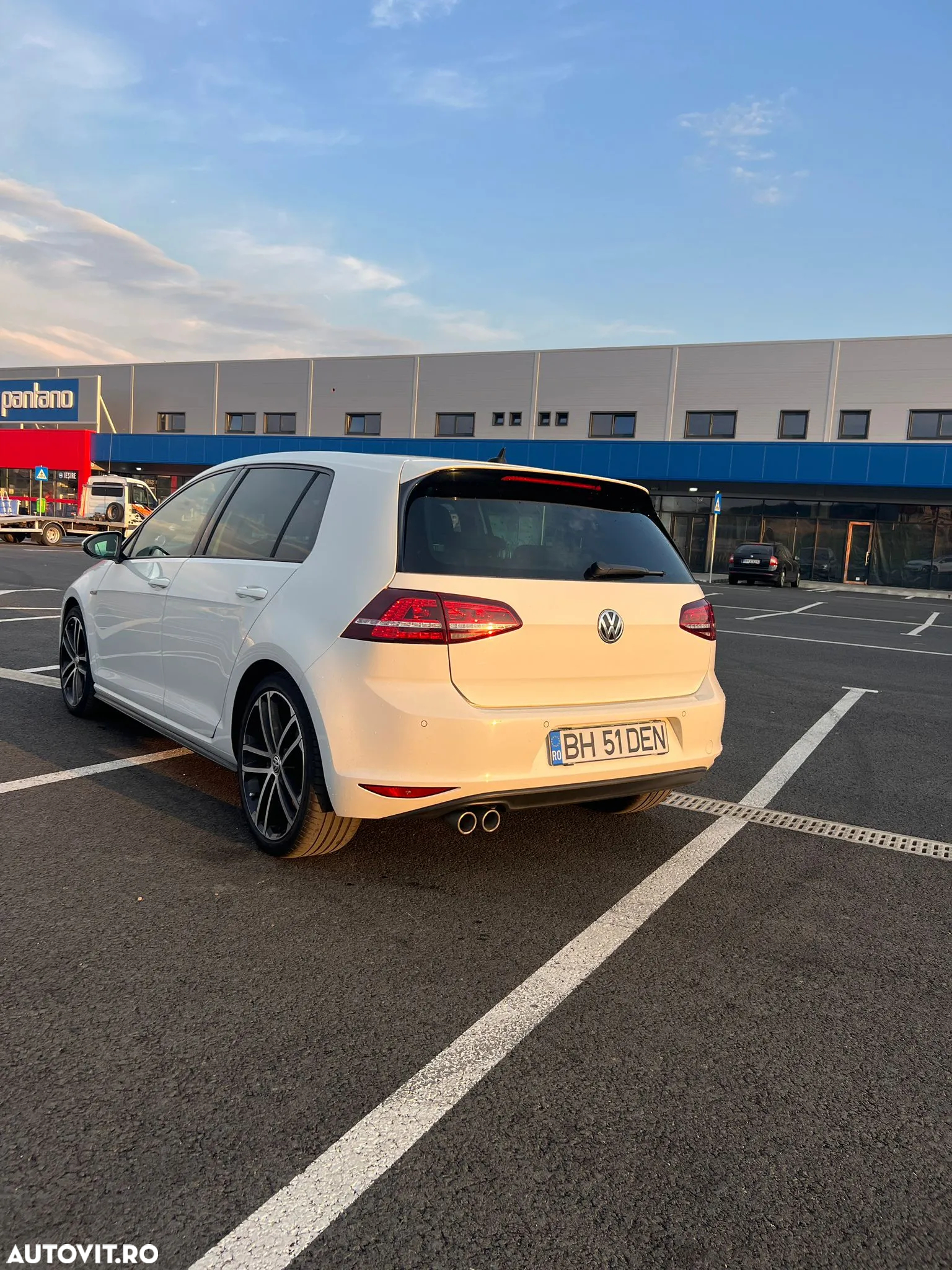 Volkswagen Golf 2.0 TDI DSG GTD - 6