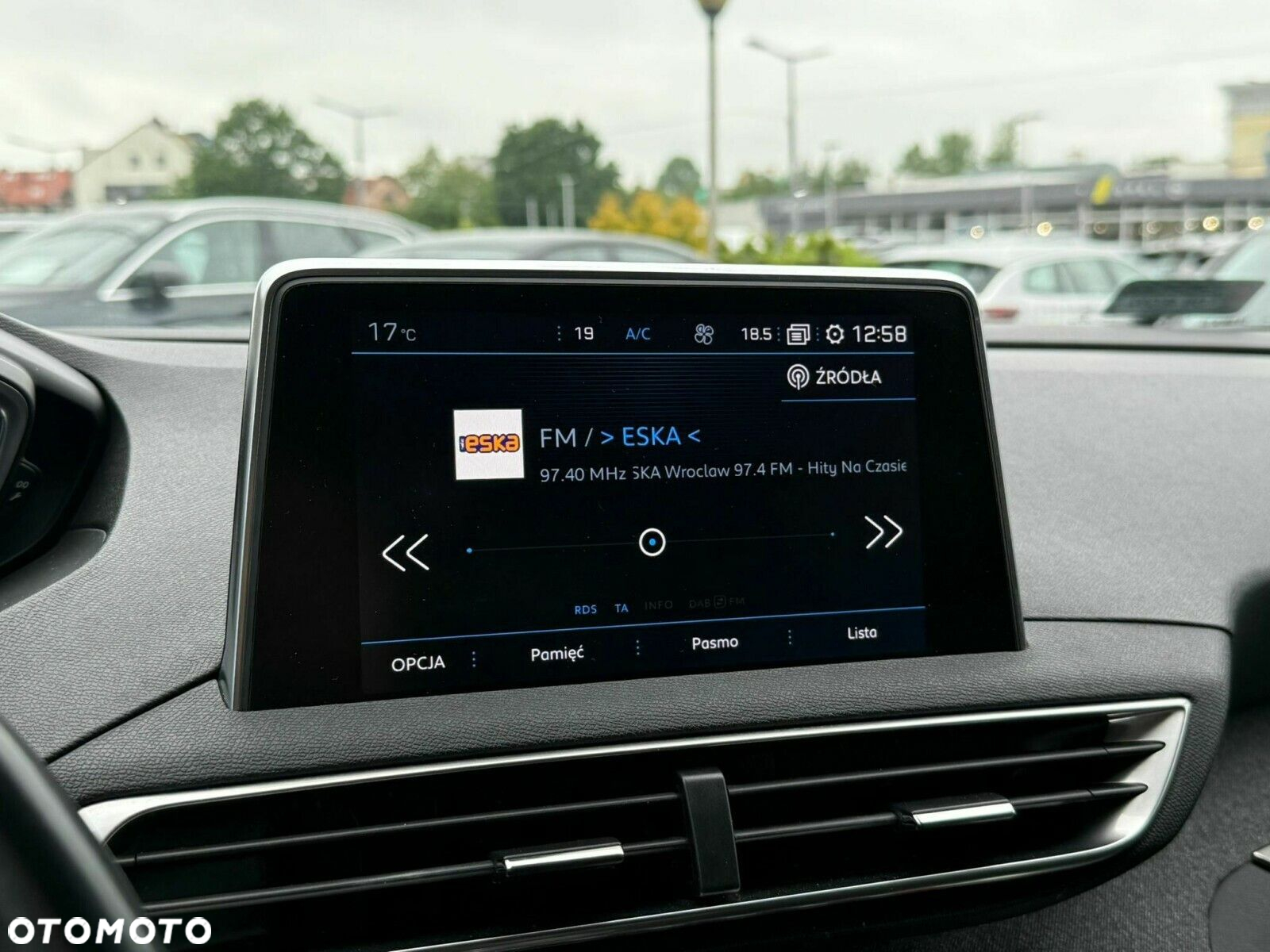 Peugeot 5008 - 18