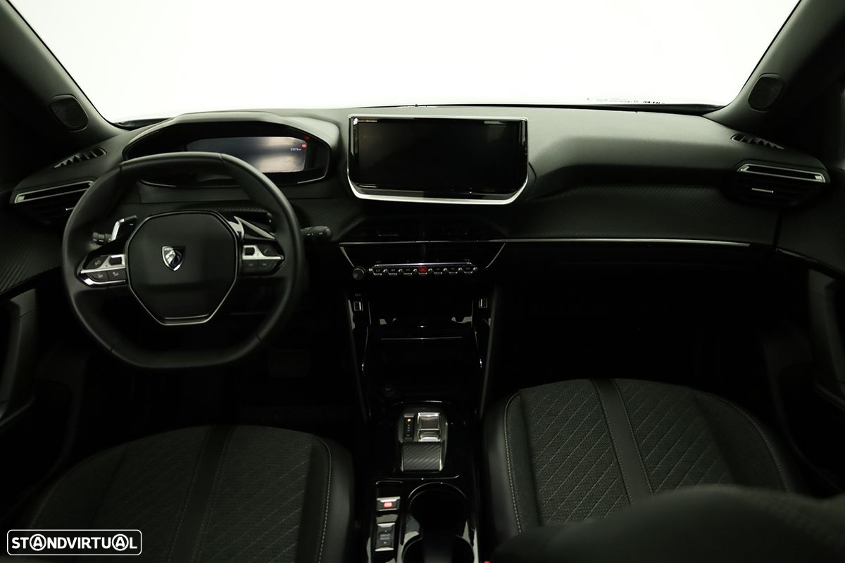 Peugeot 2008 1.2 PureTech Allure EAT8 - 8