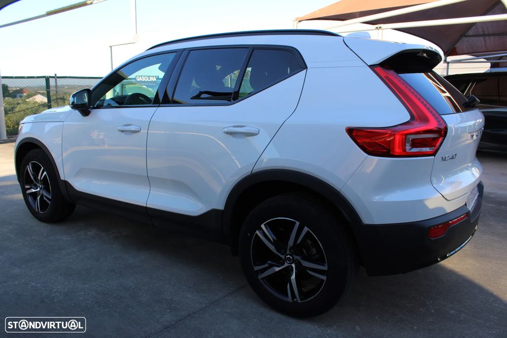 Volvo XC 40 1.5 T2 Plus Dark Auto - 7